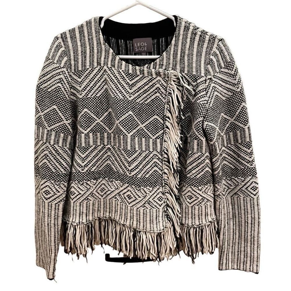 Anthropologie Leo & Sage Womens Sweater L Fringe Architecture Woven Blanket